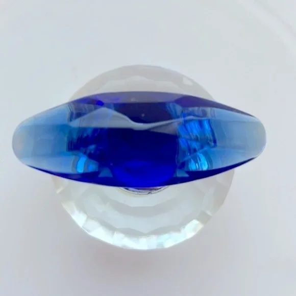 Clear Perfume Bottle with Blue Lid - Picture 2 of 7